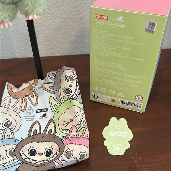 💚 Authentic Labubu ~ Open Box~ Green Grape - Picture 3 of 5